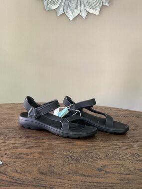 Women's Black Adjustable Strap Comfort Sandals